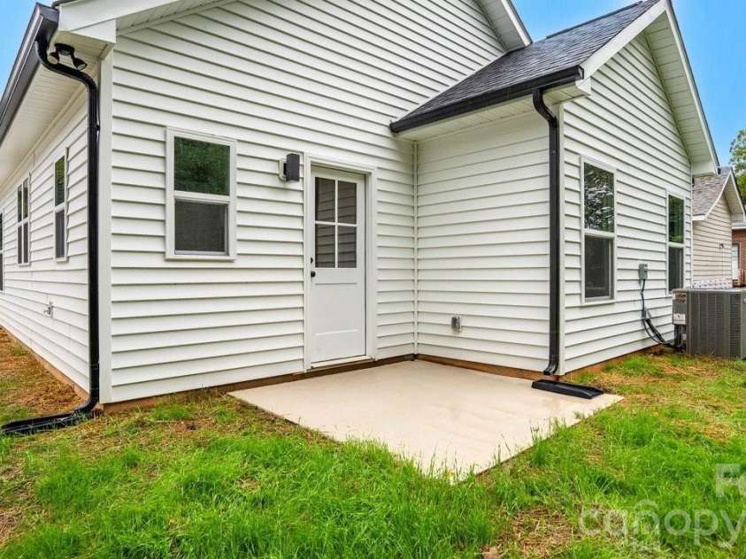 1014 Horah Street, Salisbury, NC 28144.  MLS# CAR4427539, YatesRealty ID 53183. 