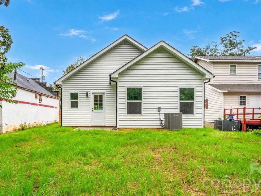 1014 Horah Street, Salisbury, NC 28144.  MLS# CAR4427539, YatesRealty ID 53183. 