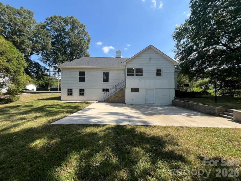 905 3rd Street, Spencer, NC 28159.  MLS# CAR4428764, YatesRealty ID 53184. 