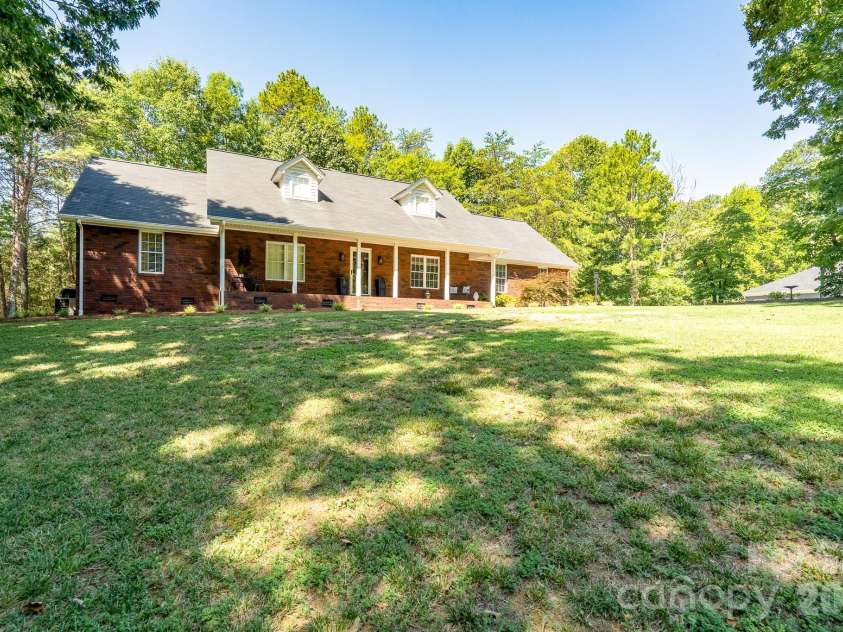 309 Imperial Way, Albemarle, NC 28001.  MLS# CAR4428465, YatesRealty ID 53186. 