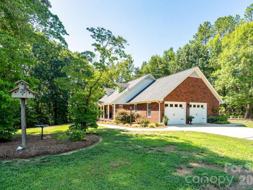 309 Imperial Way, Albemarle, NC 28001.  MLS# CAR4428465, YatesRealty ID 53186. 
