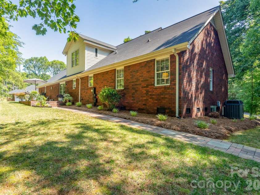 309 Imperial Way, Albemarle, NC 28001.  MLS# CAR4428465, YatesRealty ID 53186. 