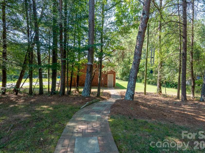 309 Imperial Way, Albemarle, NC 28001.  MLS# CAR4428465, YatesRealty ID 53186. 