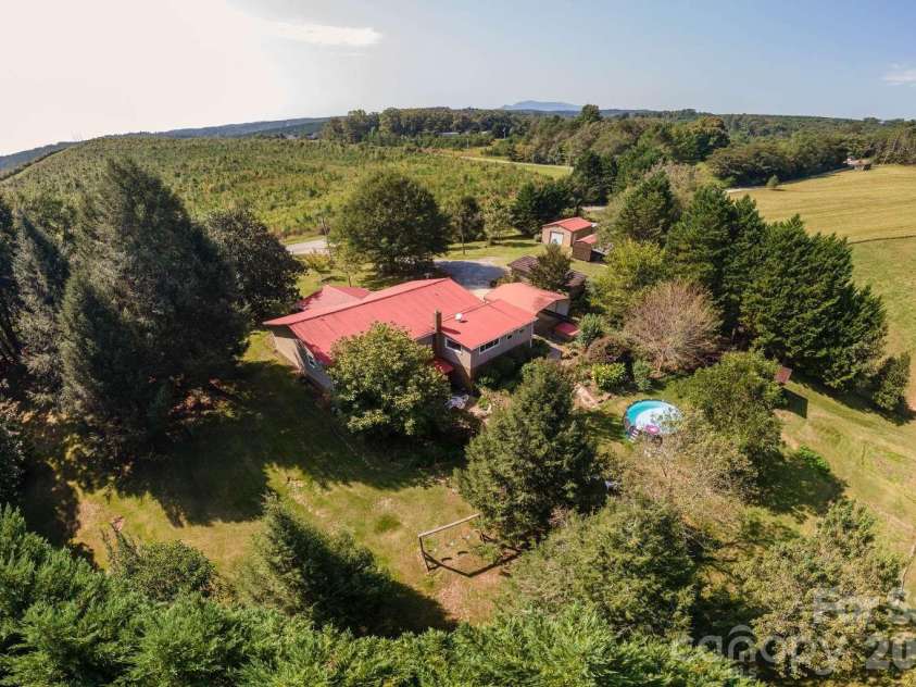 500 Turner Road, Rutherfordton, NC 28139.  MLS# CAR4428670, YatesRealty ID 53187. 