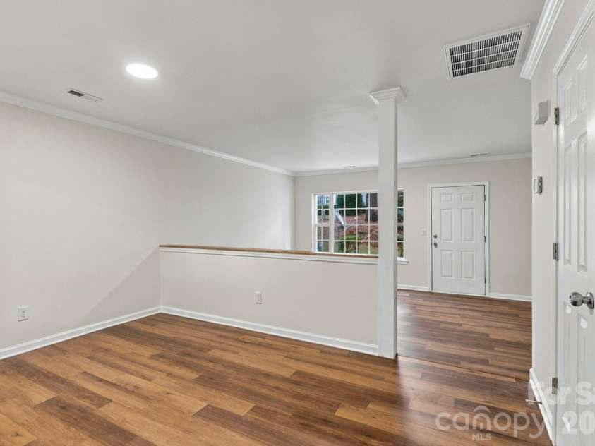 4210 Melrose Club Drive, Matthews, NC 28105.  MLS# CAR4428662, YatesRealty ID 53188. 