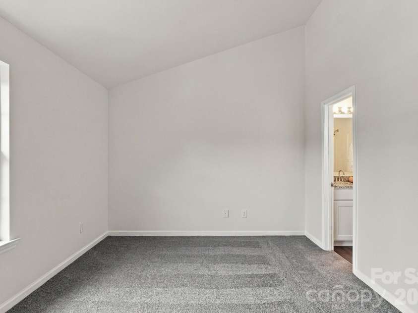 4210 Melrose Club Drive, Matthews, NC 28105.  MLS# CAR4428662, YatesRealty ID 53188. 