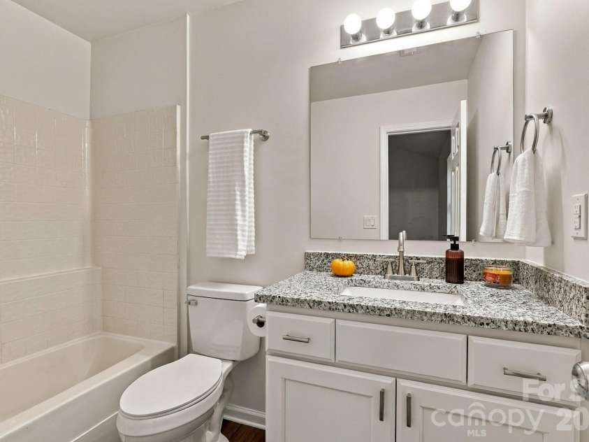4210 Melrose Club Drive, Matthews, NC 28105.  MLS# CAR4428662, YatesRealty ID 53188. 