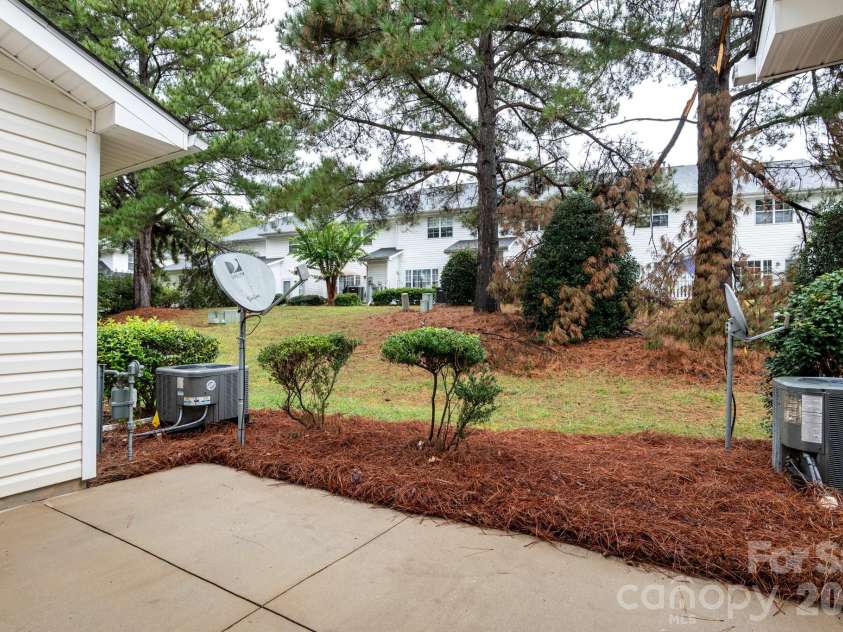 4210 Melrose Club Drive, Matthews, NC 28105.  MLS# CAR4428662, YatesRealty ID 53188. 