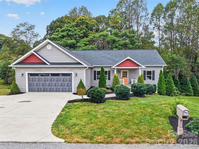 308 Beck Creek Circle, Flat Rock, NC 28731.  MLS# CAR4428562, YatesRealty ID 53189. 