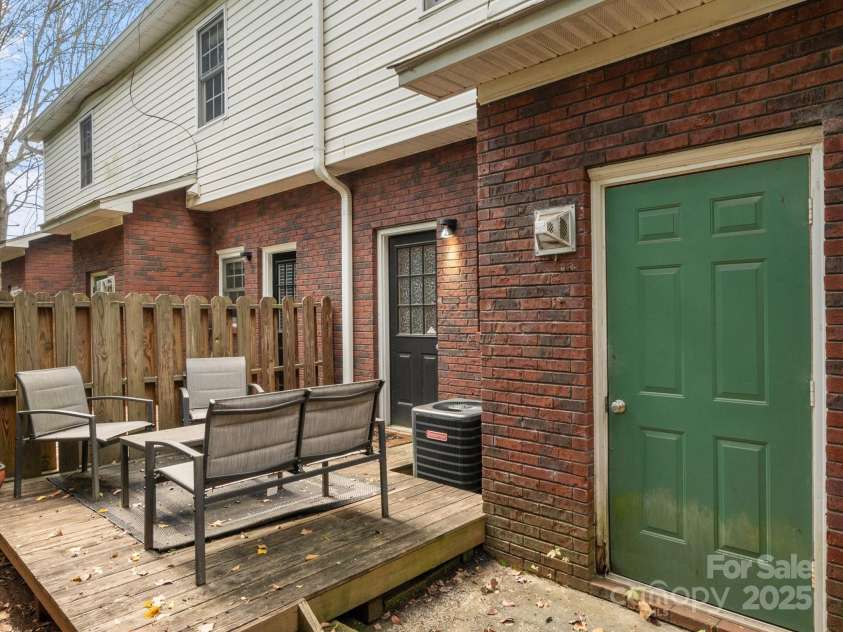 405 Wilson Street, Rock Hill, SC 29730.  MLS# CAR4244646, YatesRealty ID 5319. 