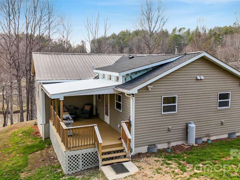 4386 Rocky Road, Lenoir, NC 28645.  MLS# CAR4353932, YatesRealty ID 5319. 