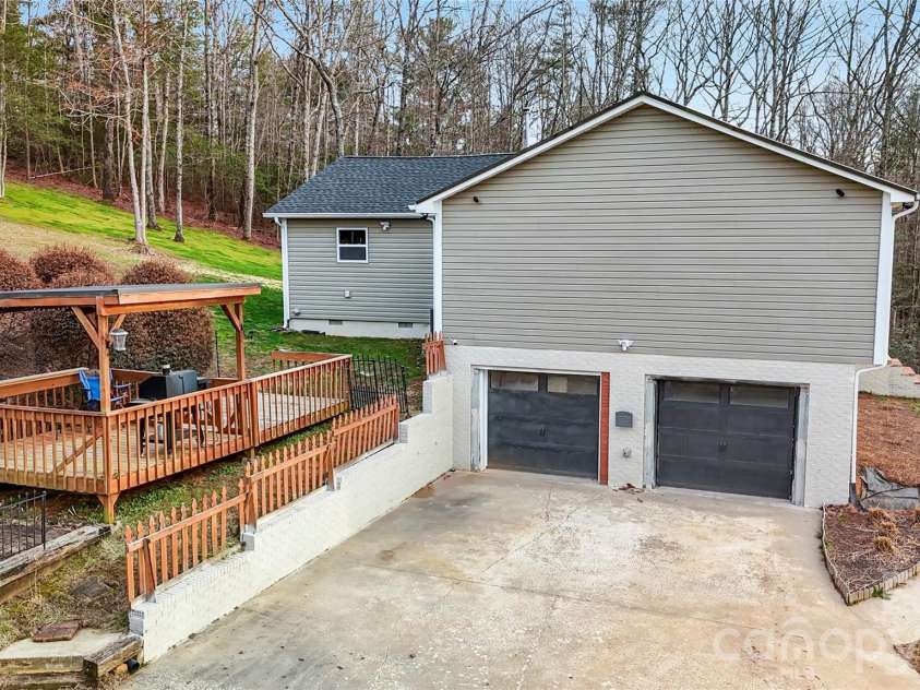 4386 Rocky Road, Lenoir, NC 28645.  MLS# CAR4353932, YatesRealty ID 5319. 