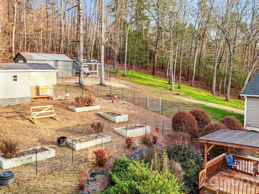4386 Rocky Road, Lenoir, NC 28645.  MLS# CAR4353932, YatesRealty ID 5319. 