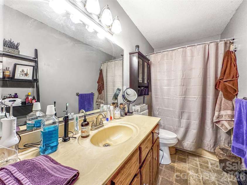 4386 Rocky Road, Lenoir, NC 28645.  MLS# CAR4353932, YatesRealty ID 5319. 