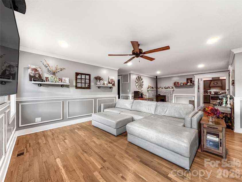 4386 Rocky Road, Lenoir, NC 28645.  MLS# CAR4353932, YatesRealty ID 5319. 
