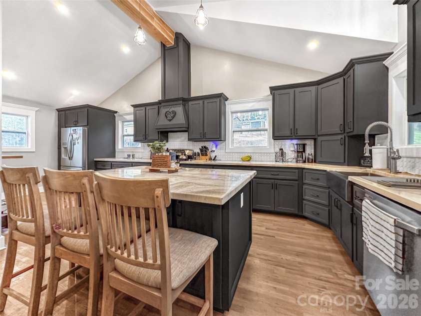4386 Rocky Road, Lenoir, NC 28645.  MLS# CAR4353932, YatesRealty ID 5319. 