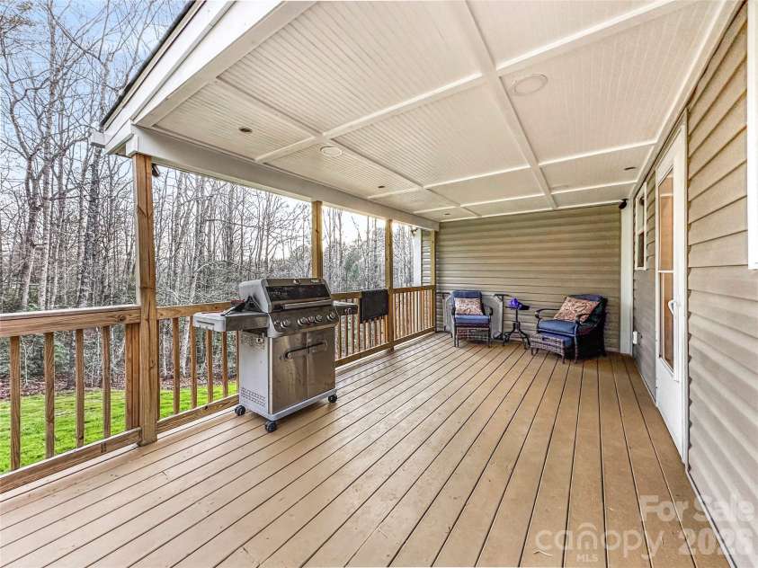 4386 Rocky Road, Lenoir, NC 28645.  MLS# CAR4353932, YatesRealty ID 5319. 