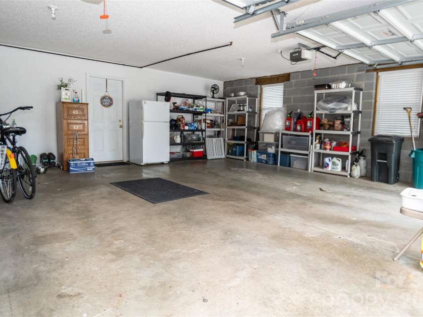 142 Doe Run, Morganton, NC 28655.  MLS# CAR4427236, YatesRealty ID 53194. 