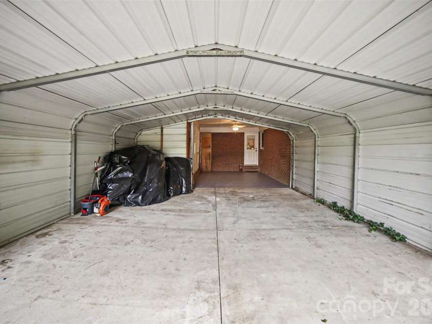 1308 Stagecoach Trail, Lawndale, NC 28090.  MLS# CAR4425114, YatesRealty ID 53198. 