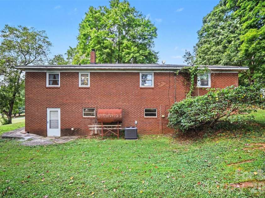 1308 Stagecoach Trail, Lawndale, NC 28090.  MLS# CAR4425114, YatesRealty ID 53198. 