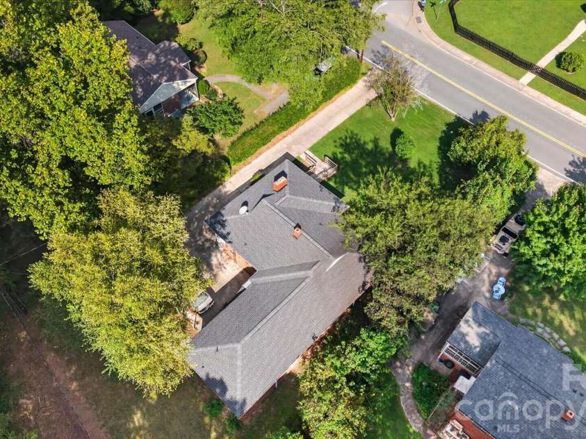 3353 Eastwood Drive, Charlotte, NC 28205.  MLS# CAR4426593, YatesRealty ID 53199. 