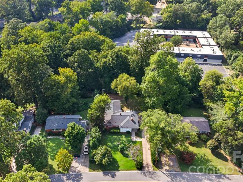 3353 Eastwood Drive, Charlotte, NC 28205.  MLS# CAR4426593, YatesRealty ID 53199. 