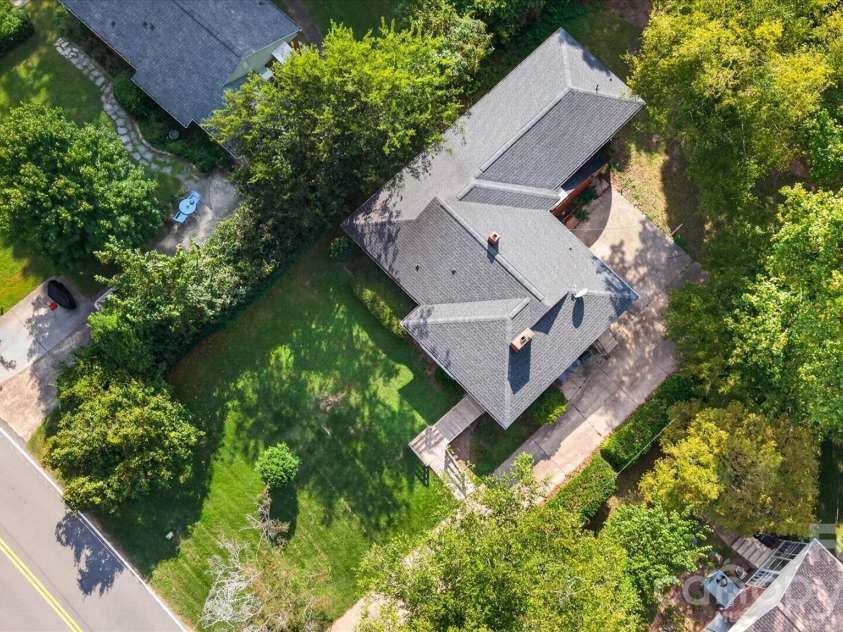 3353 Eastwood Drive, Charlotte, NC 28205.  MLS# CAR4426593, YatesRealty ID 53199. 