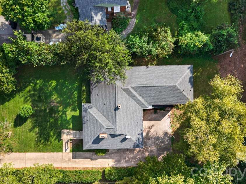 3353 Eastwood Drive, Charlotte, NC 28205.  MLS# CAR4426593, YatesRealty ID 53199. 