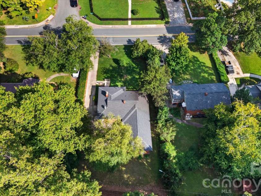3353 Eastwood Drive, Charlotte, NC 28205.  MLS# CAR4426593, YatesRealty ID 53199. 