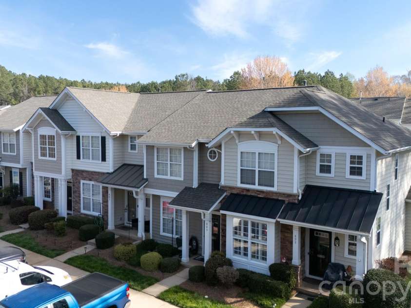 889 Lacebark Drive, Rock Hill, SC 29732.  MLS# CAR4357332, YatesRealty ID 5320. 