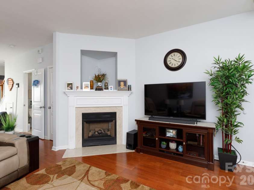 889 Lacebark Drive, Rock Hill, SC 29732.  MLS# CAR4357332, YatesRealty ID 5320. 