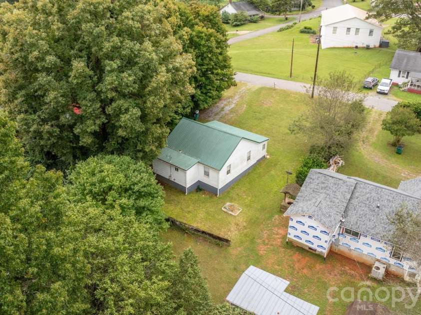 153 Autumn Lane, Spindale, NC 28160.  MLS# CAR4428145, YatesRealty ID 53205. 