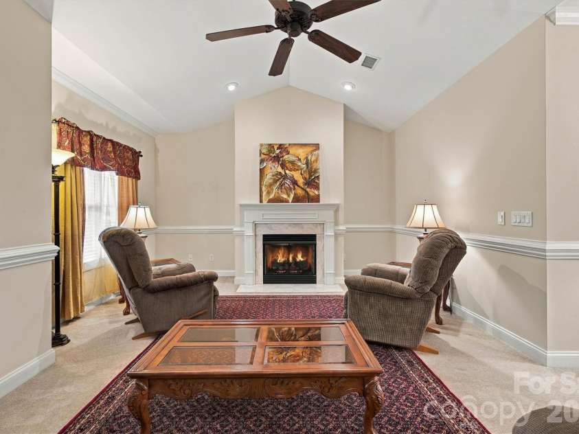 808 3rd Street, Conover, NC 28613.  MLS# CAR4428328, YatesRealty ID 53206. 