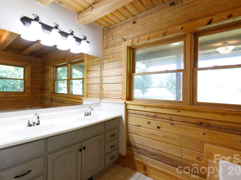 4300 Falcon Hall Way, Rock Hill, SC 29730.  MLS# CAR4428788, YatesRealty ID 53207. 
