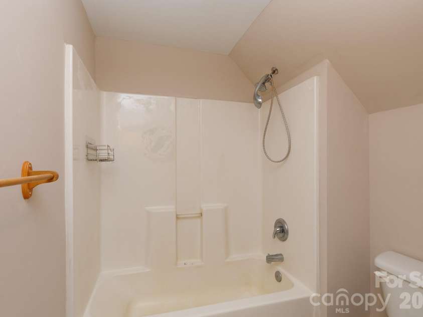 4300 Falcon Hall Way, Rock Hill, SC 29730.  MLS# CAR4428788, YatesRealty ID 53207. 