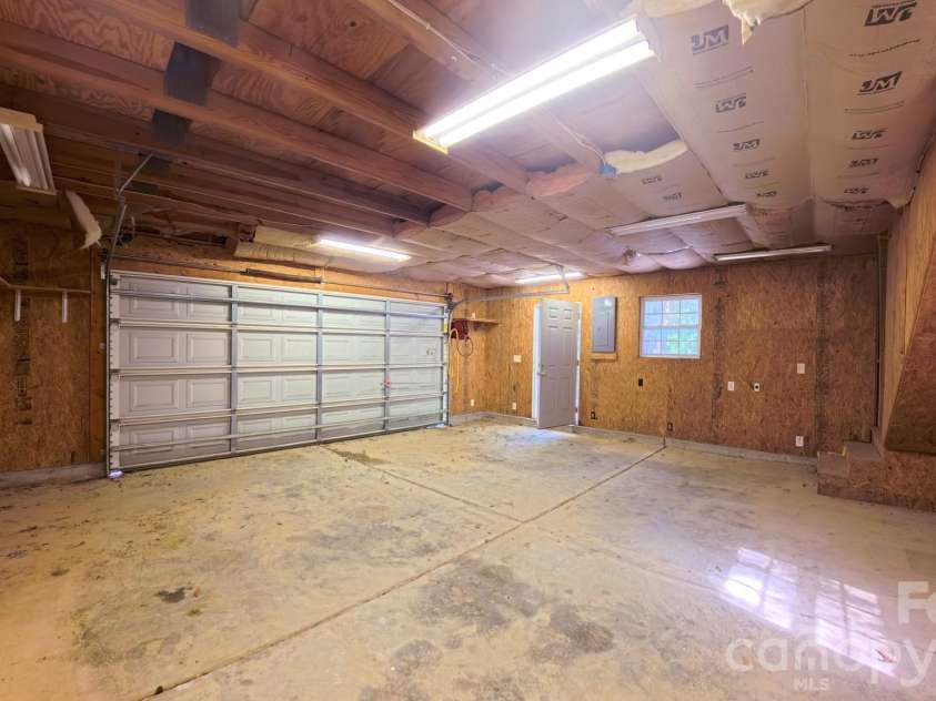 4300 Falcon Hall Way, Rock Hill, SC 29730.  MLS# CAR4428788, YatesRealty ID 53207. 
