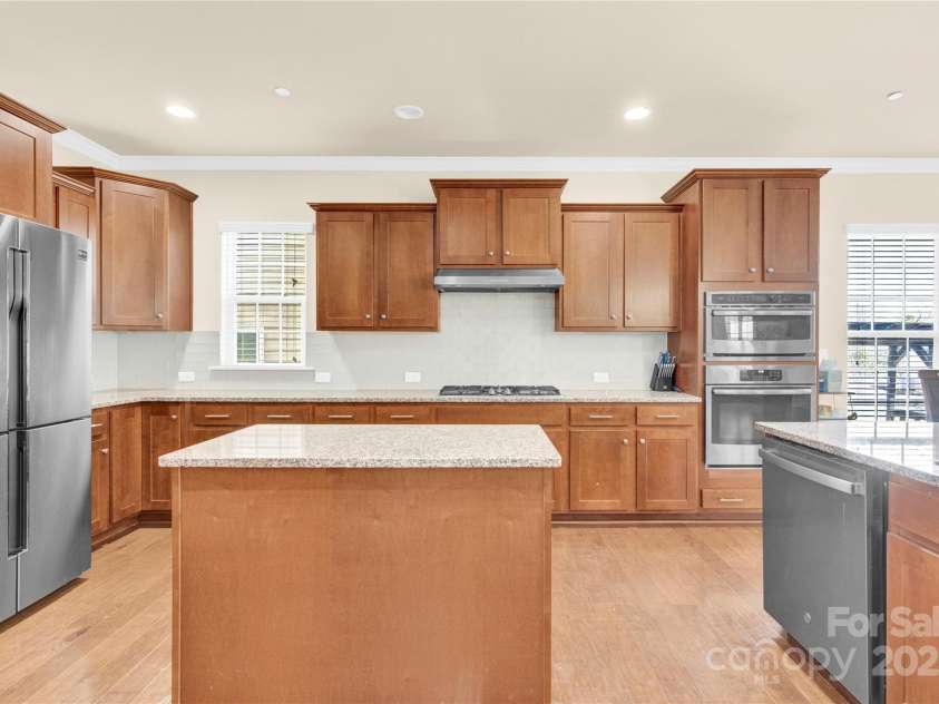 982 Old Trace Road, Concord, NC 28027.  MLS# CAR4228306, YatesRealty ID 5321. Kitchen