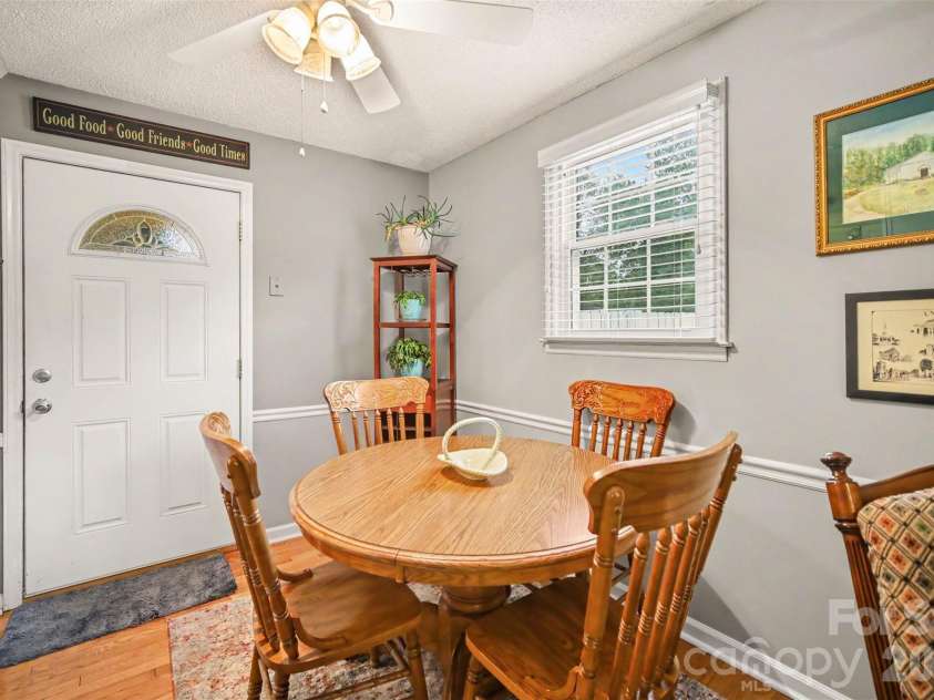 205 Wrentree Lane, Gastonia, NC 28056.  MLS# CAR4428687, YatesRealty ID 53213. 