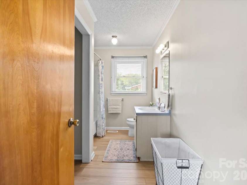 417 Buckoak Street, Stanley, NC 28164.  MLS# CAR4427888, YatesRealty ID 53215. 