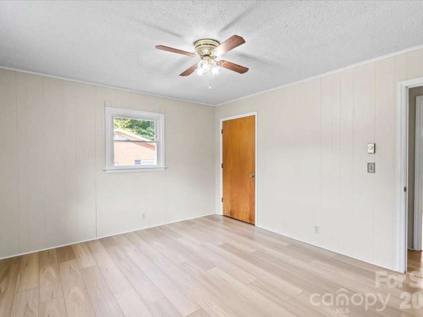 417 Buckoak Street, Stanley, NC 28164.  MLS# CAR4427888, YatesRealty ID 53215. 
