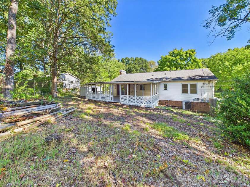 583 Brown Lee Drive, Concord, NC 28025.  MLS# CAR4428796, YatesRealty ID 53218. 