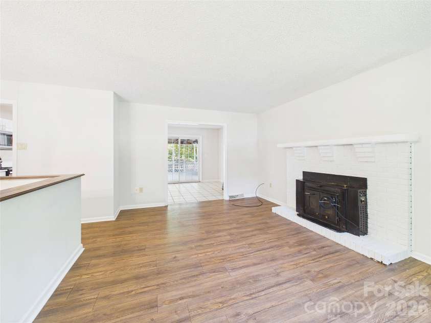 583 Brown Lee Drive, Concord, NC 28025.  MLS# CAR4428796, YatesRealty ID 53218. 