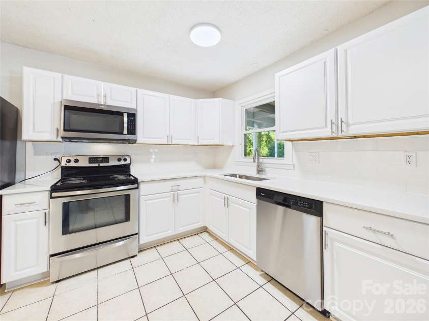 583 Brown Lee Drive, Concord, NC 28025.  MLS# CAR4428796, YatesRealty ID 53218. 