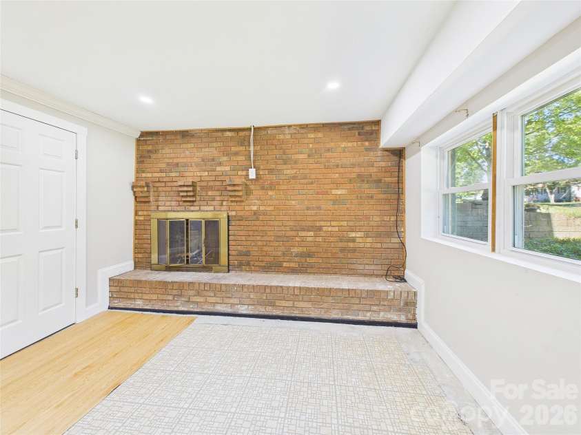 583 Brown Lee Drive, Concord, NC 28025.  MLS# CAR4428796, YatesRealty ID 53218. 