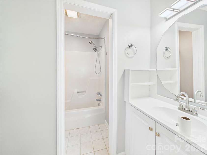 583 Brown Lee Drive, Concord, NC 28025.  MLS# CAR4428796, YatesRealty ID 53218. 