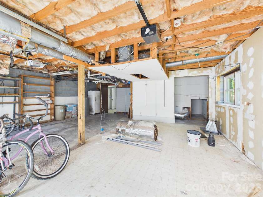 583 Brown Lee Drive, Concord, NC 28025.  MLS# CAR4428796, YatesRealty ID 53218. 