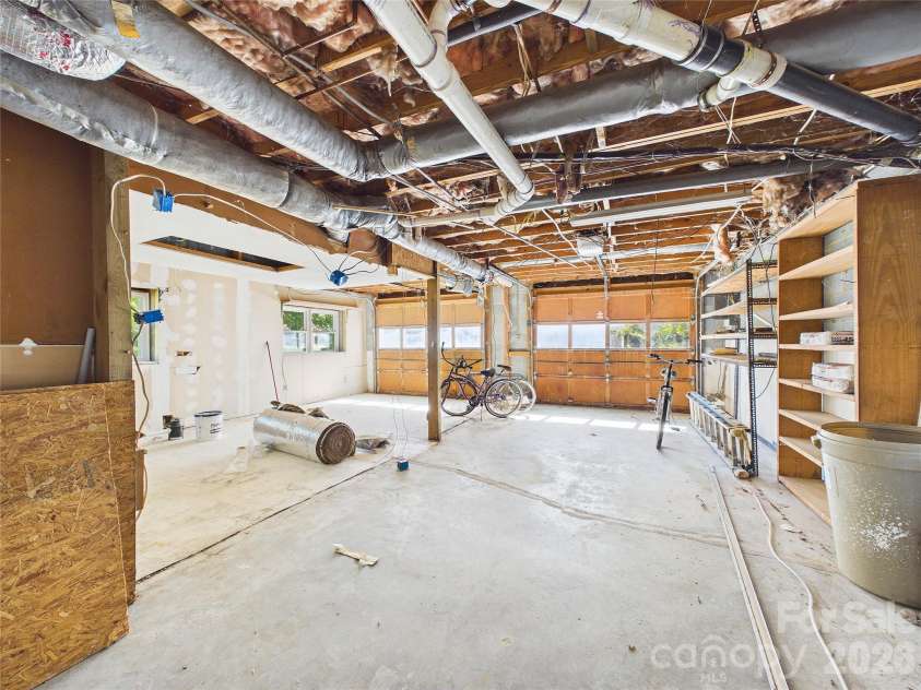 583 Brown Lee Drive, Concord, NC 28025.  MLS# CAR4428796, YatesRealty ID 53218. 