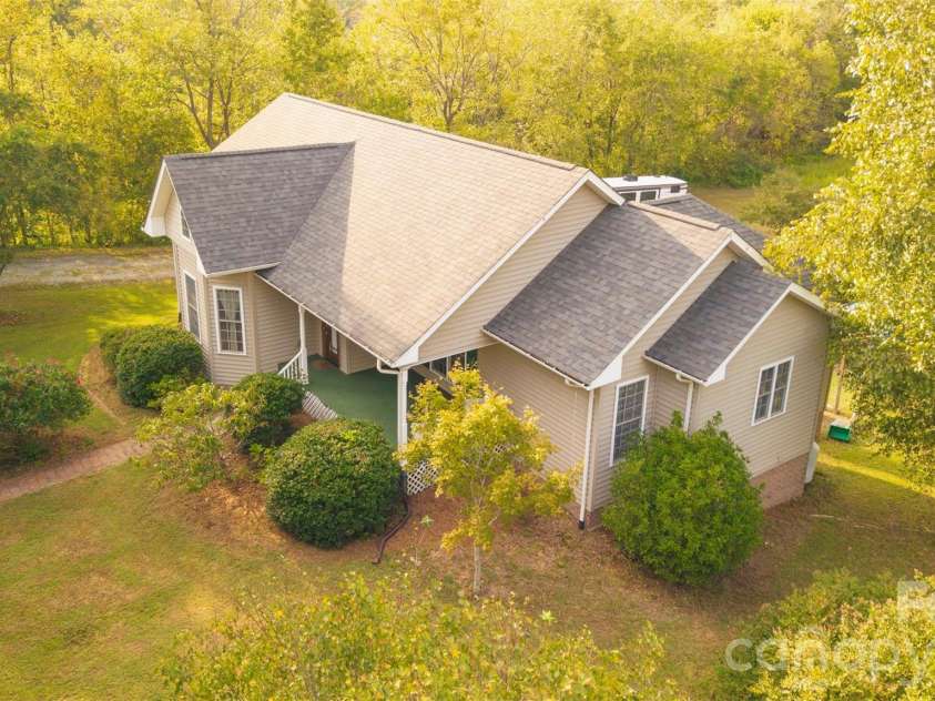 155 4th Avenue, Catawba, NC 28609.  MLS# CAR4427826, YatesRealty ID 53221. 