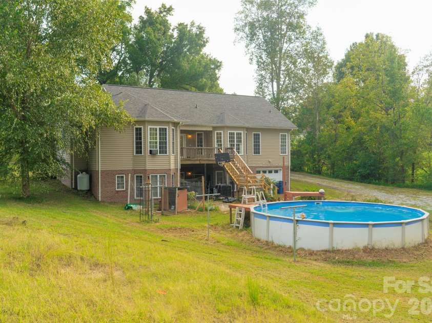 155 4th Avenue, Catawba, NC 28609.  MLS# CAR4427826, YatesRealty ID 53221. 
