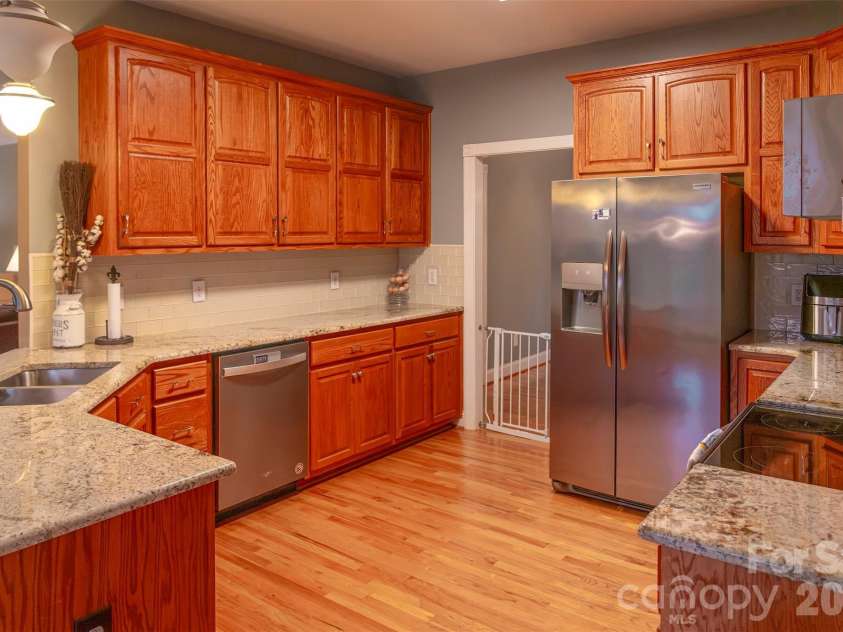 155 4th Avenue, Catawba, NC 28609.  MLS# CAR4427826, YatesRealty ID 53221. 